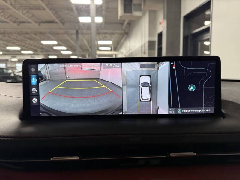 2024 Genesis GV70 2.5T Standard