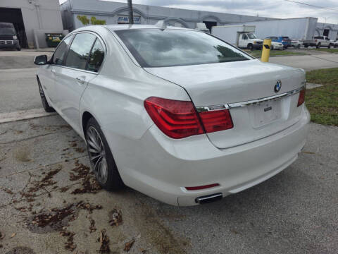 2012 BMW 7 Series 740Li