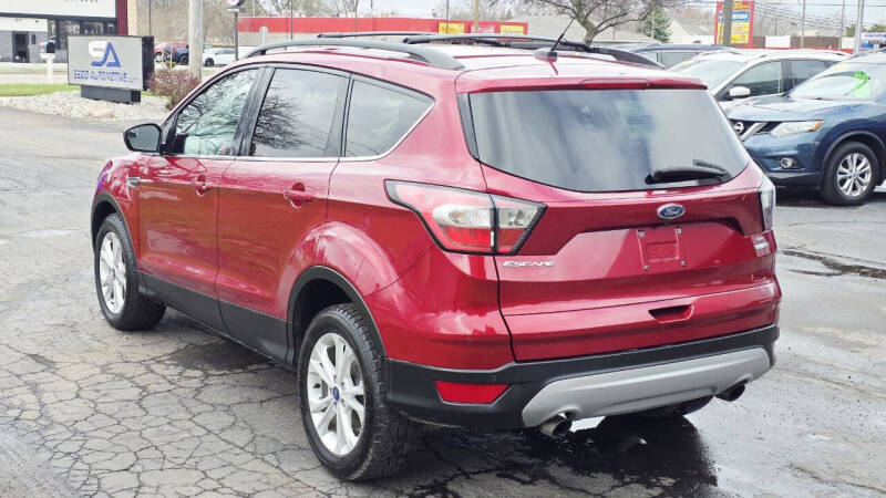2018 Ford Escape SE