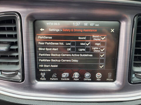 2016 Dodge Challenger 392 HEMI Scat Pack Shaker