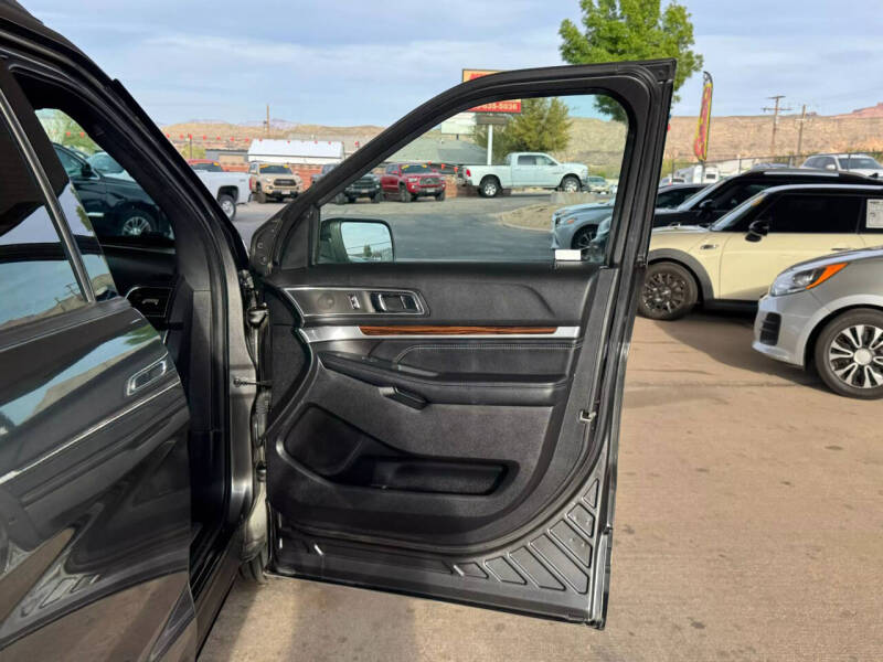 2019 Ford Explorer Limited