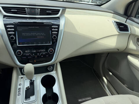 2017 Nissan Murano SL