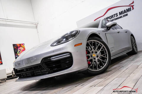 2019 Porsche Panamera GTS