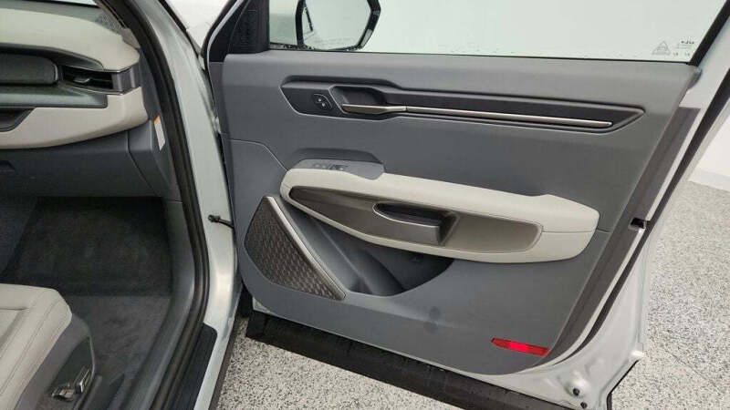 2026 Kia EV9 Wind