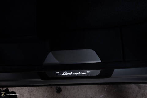 2023 Lamborghini Urus S