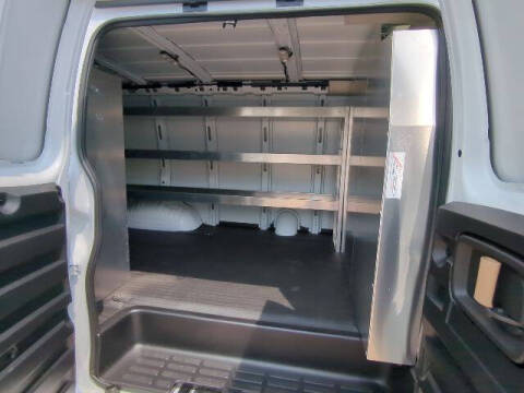 2025 Chevrolet Express 2500