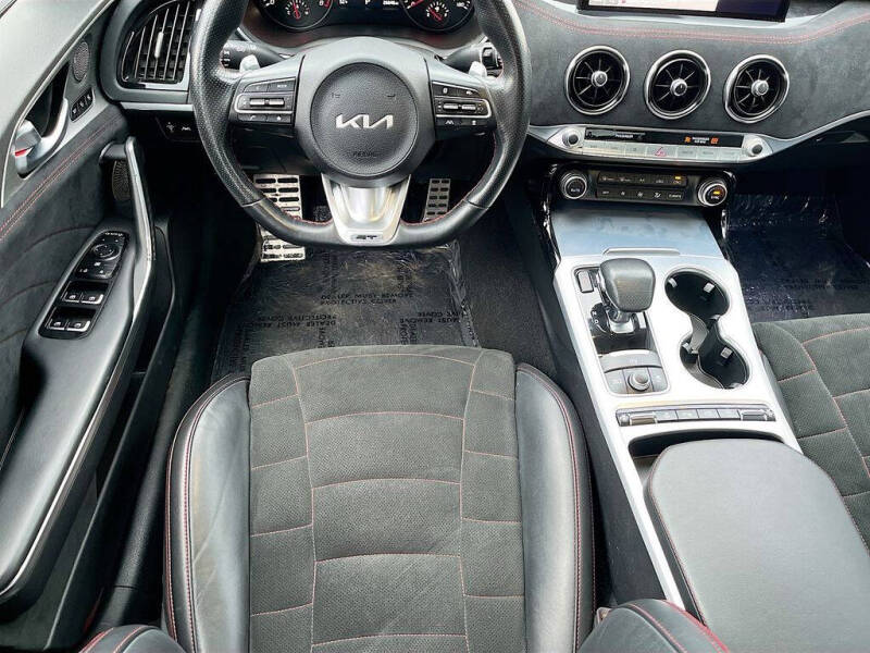 2023 Kia Stinger