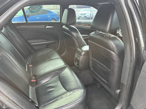 2012 Chrysler 300 Limited