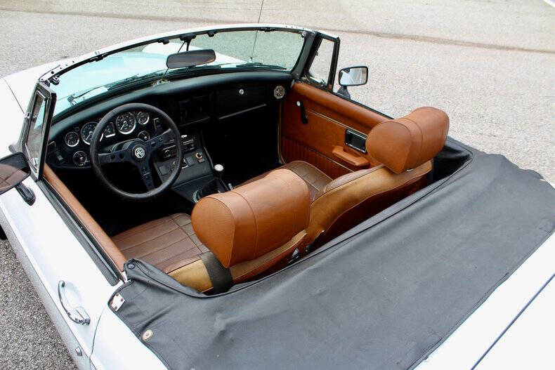 1975 MG MGB