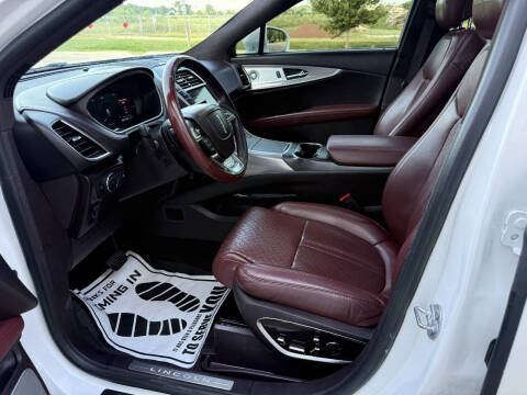 2019 Lincoln Nautilus Black Label