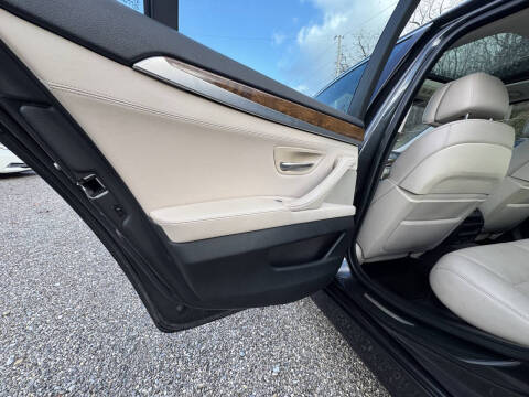 2013 BMW 5 Series 550i xDrive