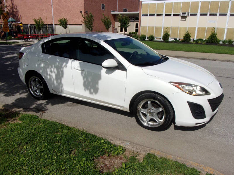 Image 3 of 2011 Mazda MAZDA3 i Sport