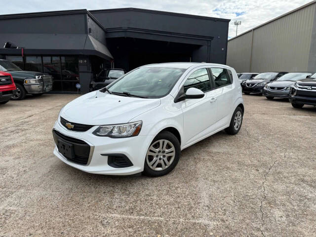 2020 Chevrolet Sonic's photo