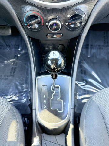 2014 Hyundai Accent GS