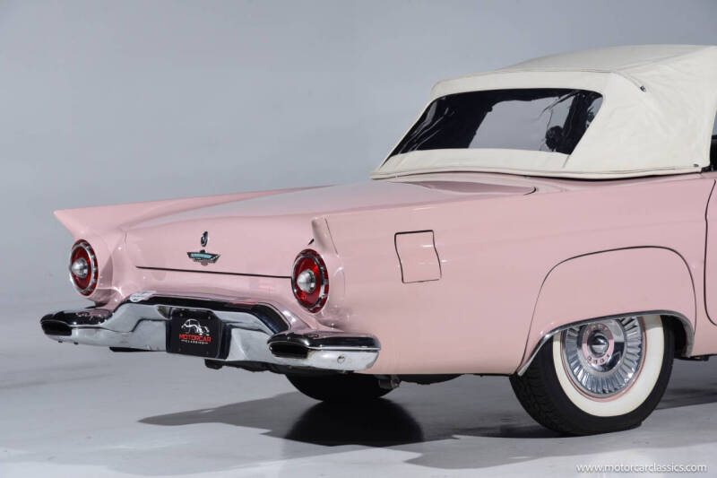 1957 Ford Thunderbird