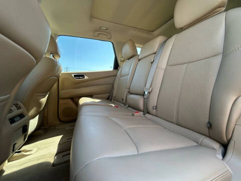 2015 Nissan Pathfinder Platinum