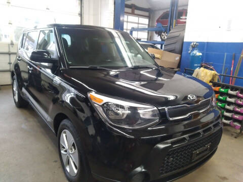 2016 Kia Soul for sale at Cammisa's Garage Inc in Shelton CT