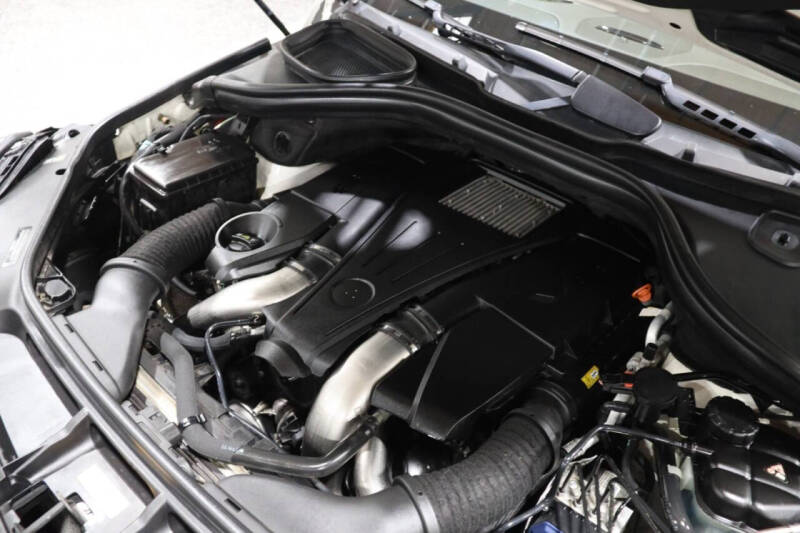 2013 Mercedes-Benz GL-Class GL 550 4MATIC