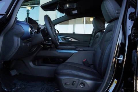 2025 Chevrolet Equinox EV LT 2