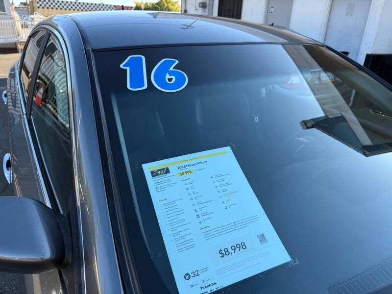 2016 Nissan Altima 2.5 SR