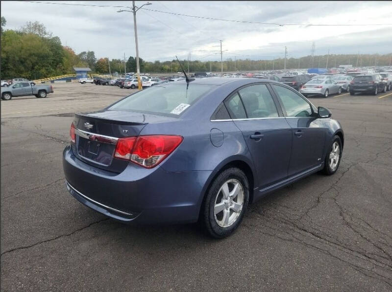 2013 Chevrolet Cruze 1LT photo 4