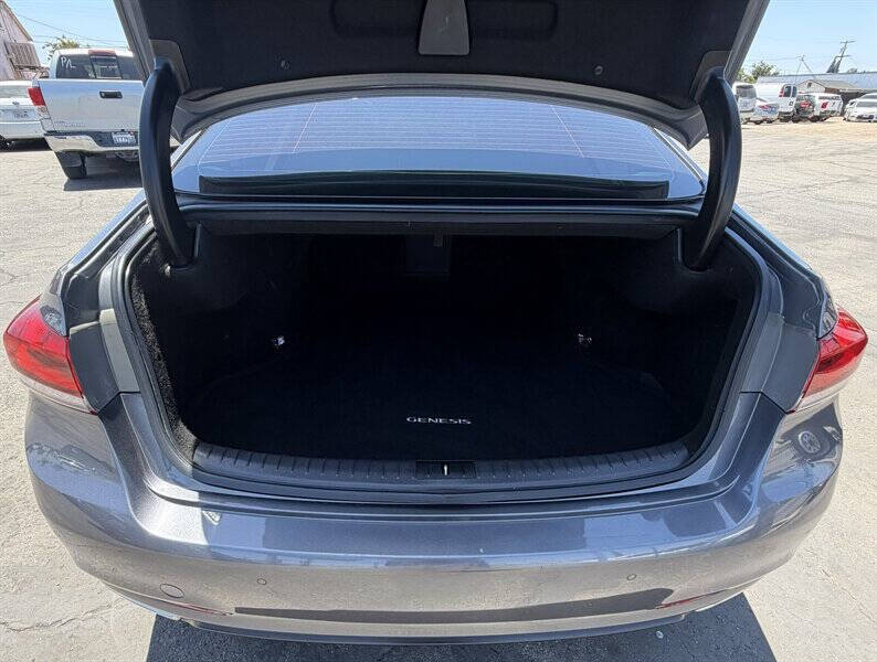 2015 Hyundai Genesis
