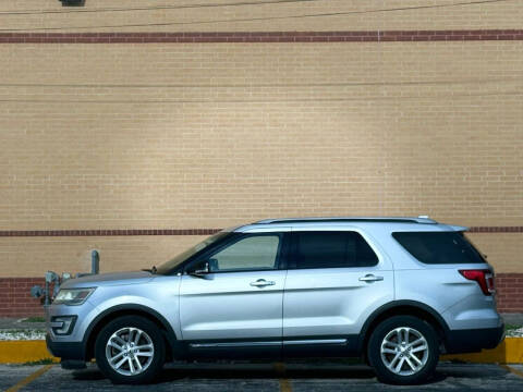 2016 Ford Explorer