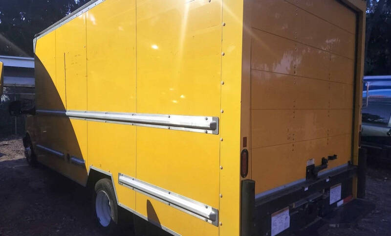 2021 GMC Savana 3500