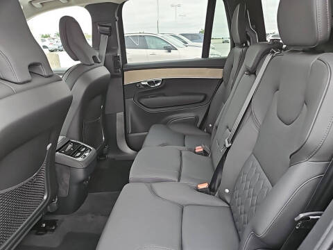 2025 Volvo XC90 B6 Plus Bright Theme 7P