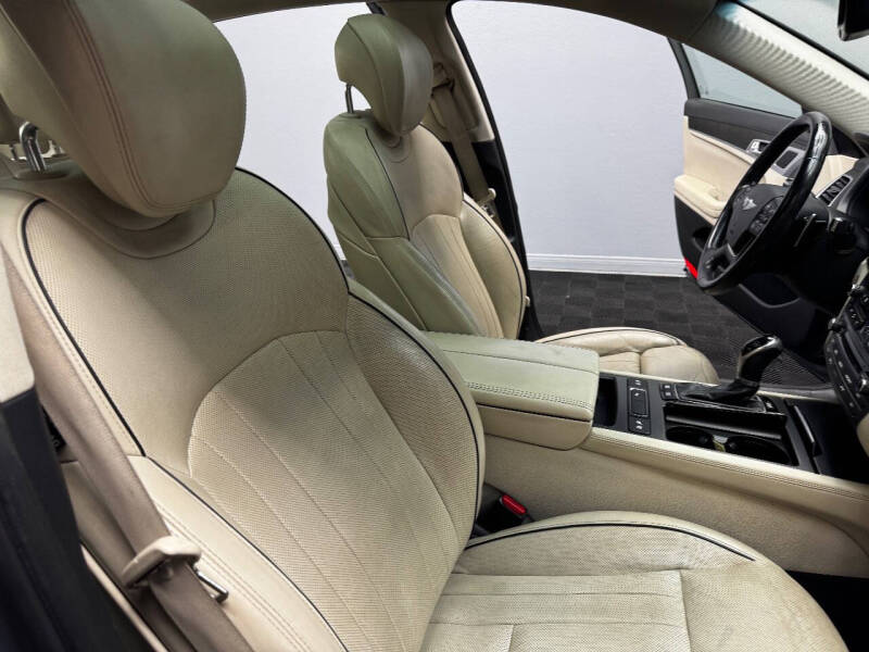 2015 Hyundai Genesis 5.0L