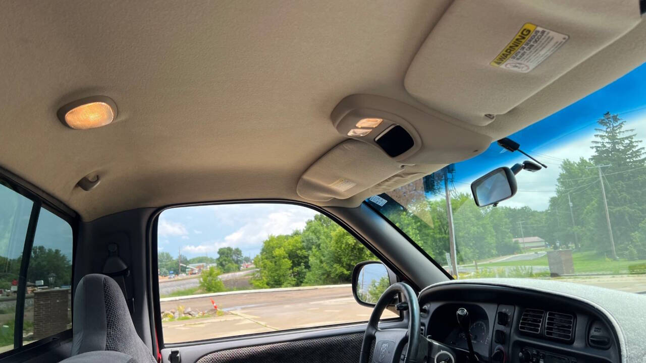 1998 Dodge Ram 1500 21