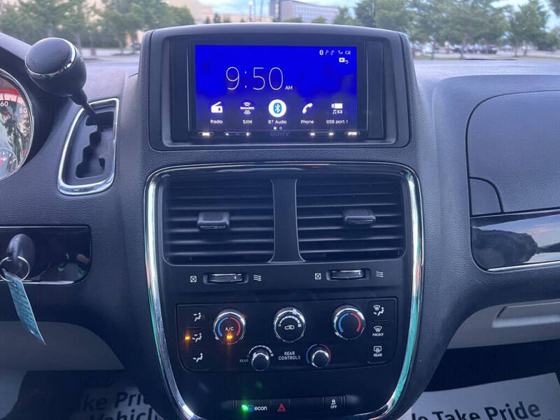 2017 Dodge Grand Caravan SE