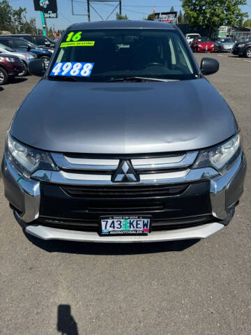 2016 Mitsubishi Outlander SE