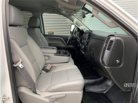 2022 Chevrolet Silverado 5500HD