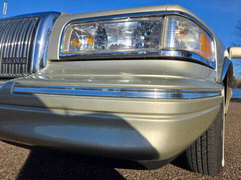 1997 Lincoln Town Car Executive