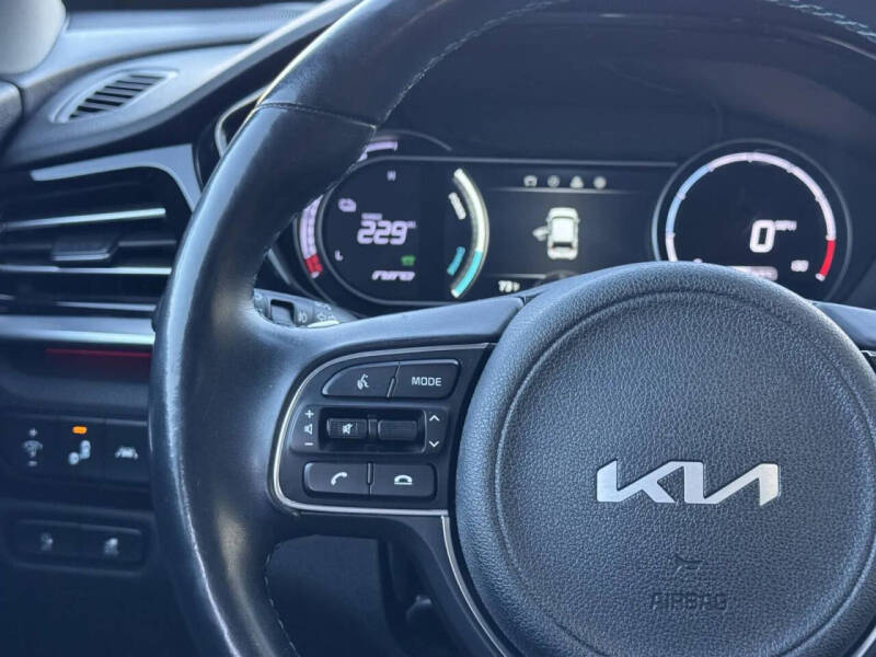 2022 Kia Niro EV EX Premium