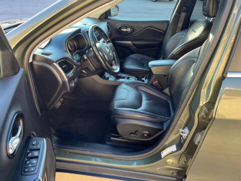 2021 Jeep Cherokee Latitude Lux