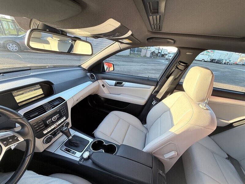 2012 Mercedes-Benz C-Class C 250 Sport