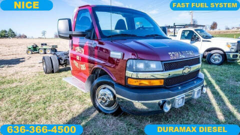 2012 Chevrolet Express Cutaway for sale at Fruendly Auto Source in Moscow Mills MO