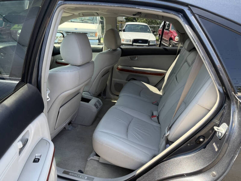 2004 Lexus RX 330