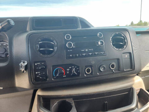 2010 Ford E-Series E-350 SD XL