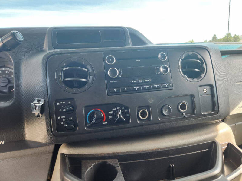 2010 Ford E-Series E-350 SD XL