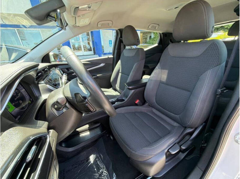 2023 Chevrolet Bolt EUV LT