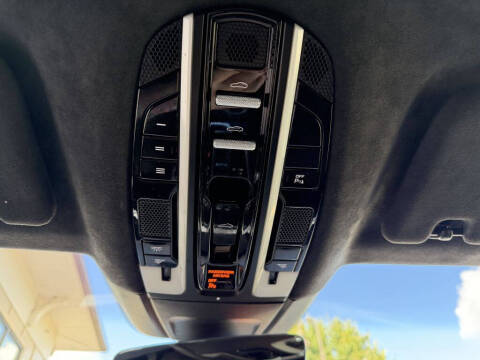 2020 Porsche Panamera GTS