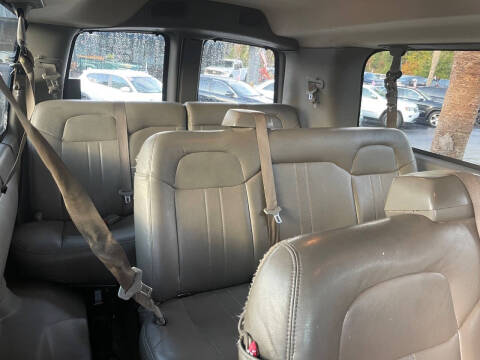 2016 Chevrolet Express LS 3500