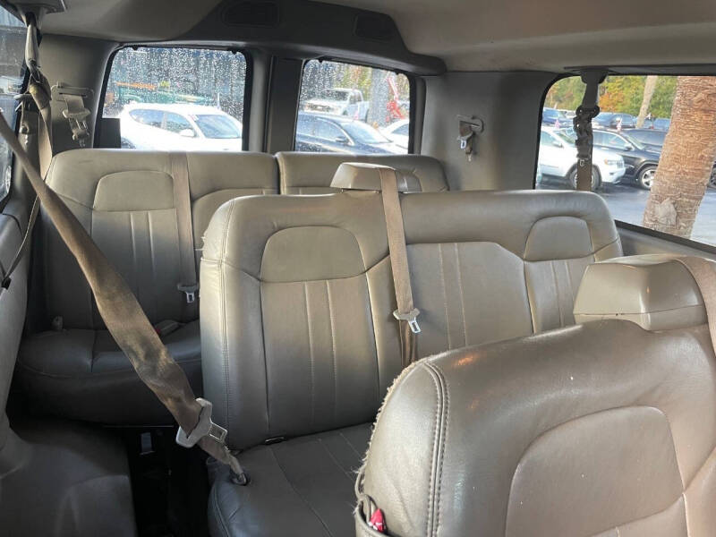 2016 Chevrolet Express LS 3500