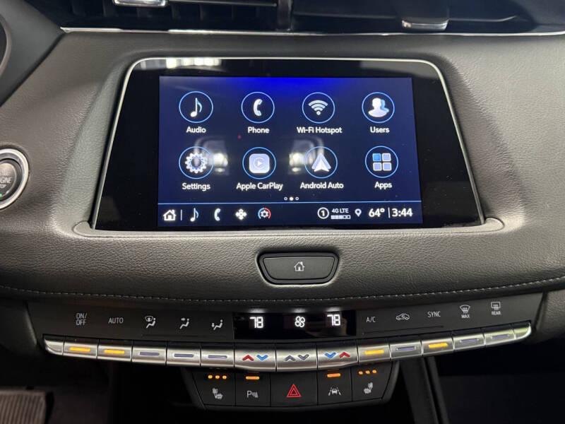 2023 Cadillac XT4 Premium Luxury