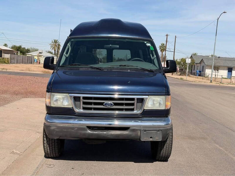 2003 Ford E-Series