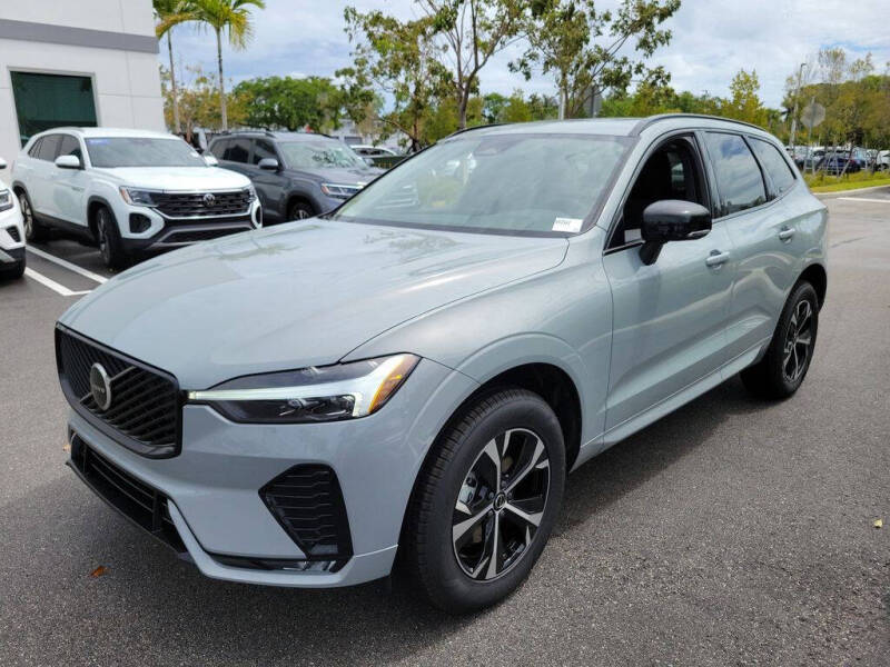 2026 Volvo XC60 B5 Core