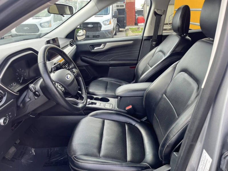 2021 Ford Escape SEL